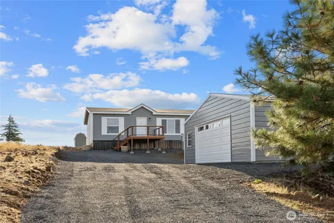 $359,950 | 651 Highline Loop, Cle Elum, WA 98922