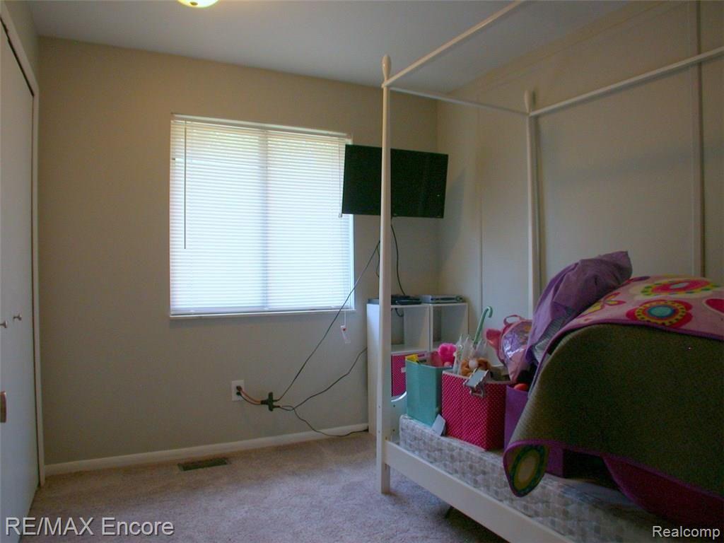 8505 Pepper Ridge Drive Grand Blanc, MI 48439 - Photo 15 of 35