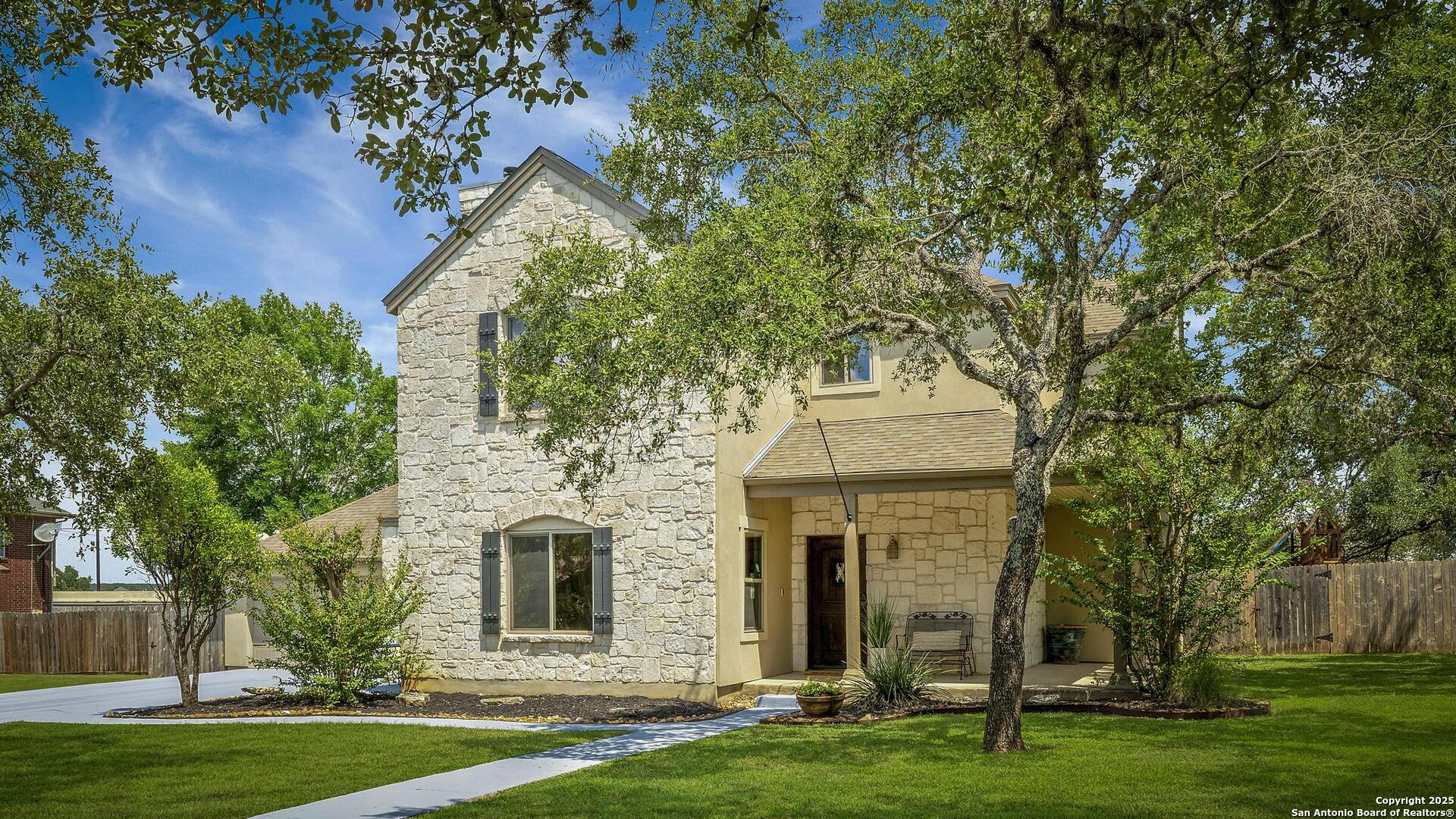 29756 Cojak Circle Fair Oaks Ranch, TX 78015 - Photo 2 of 34