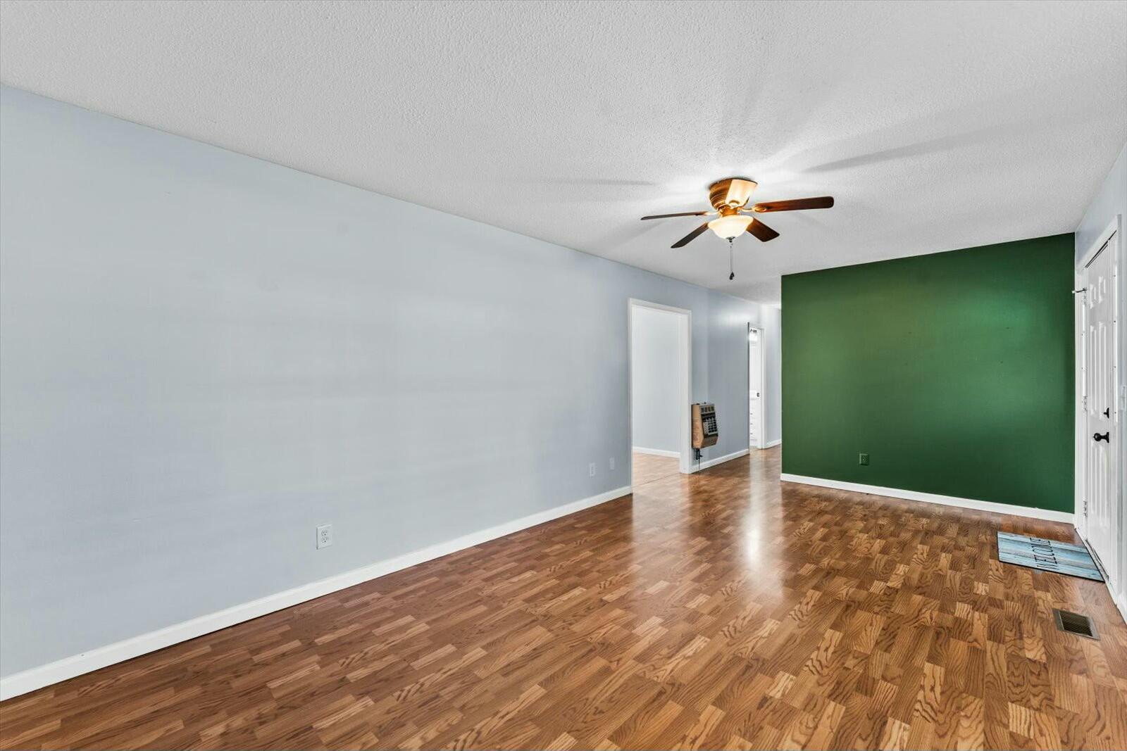 260 Pinecrest Drive Wildwood, GA 30757 - Photo 8 of 34 living room 4