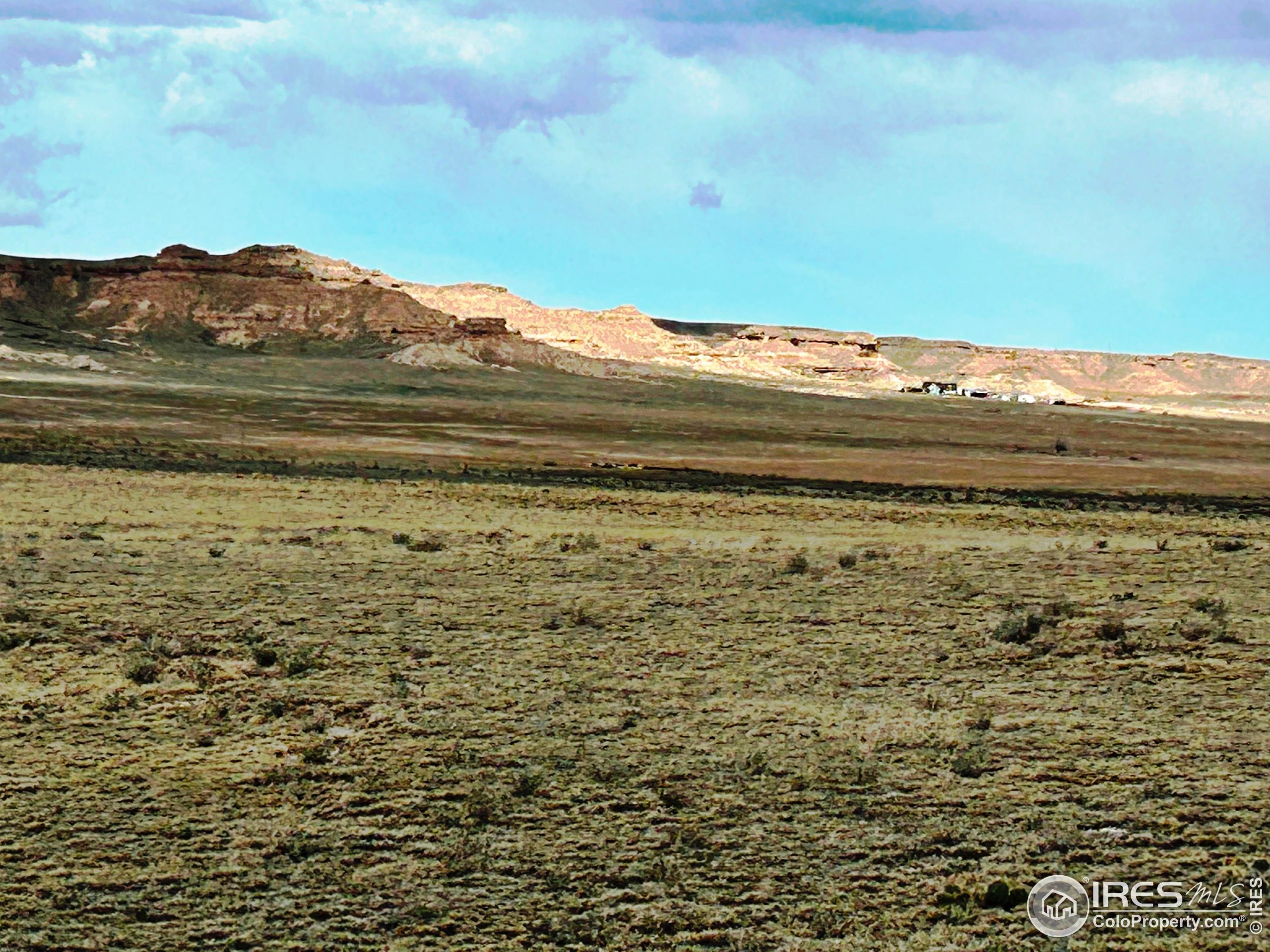 a view of a sky view