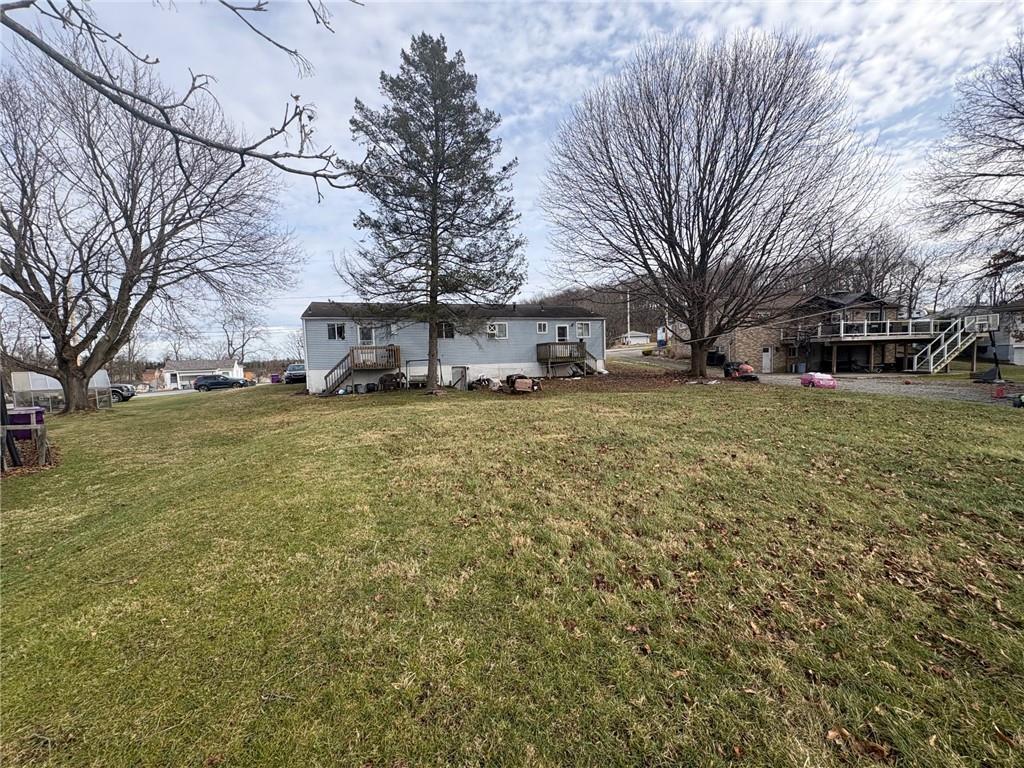 340-342 Roberts Road Pittsburgh, PA 15239 - Photo 2 of 3 Gallery Image 2