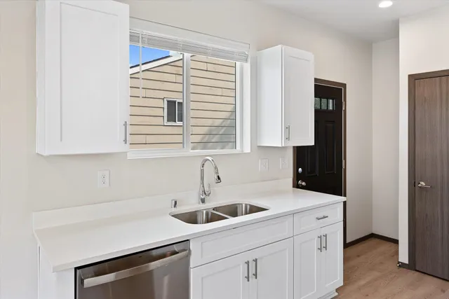 $340,000 | 10806 East Augusta Avenue, Spokane, WA 99206