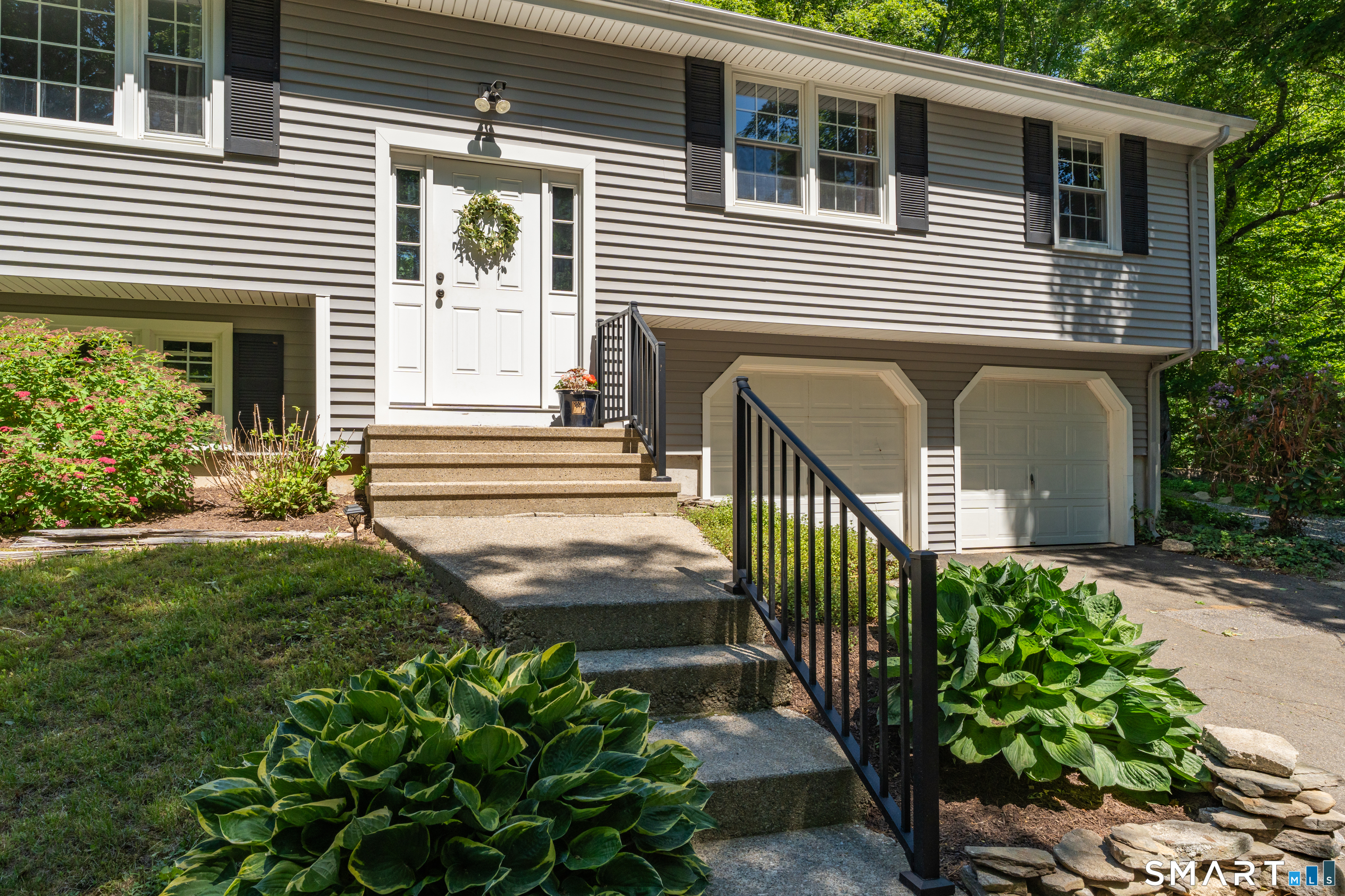 339 Boston Post Road East Lyme, CT 06333 - Photo 6 of 40