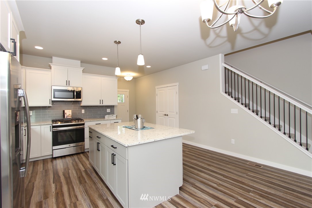 4623 Hall Road Blaine, WA 98230 - Photo 5 of 40
