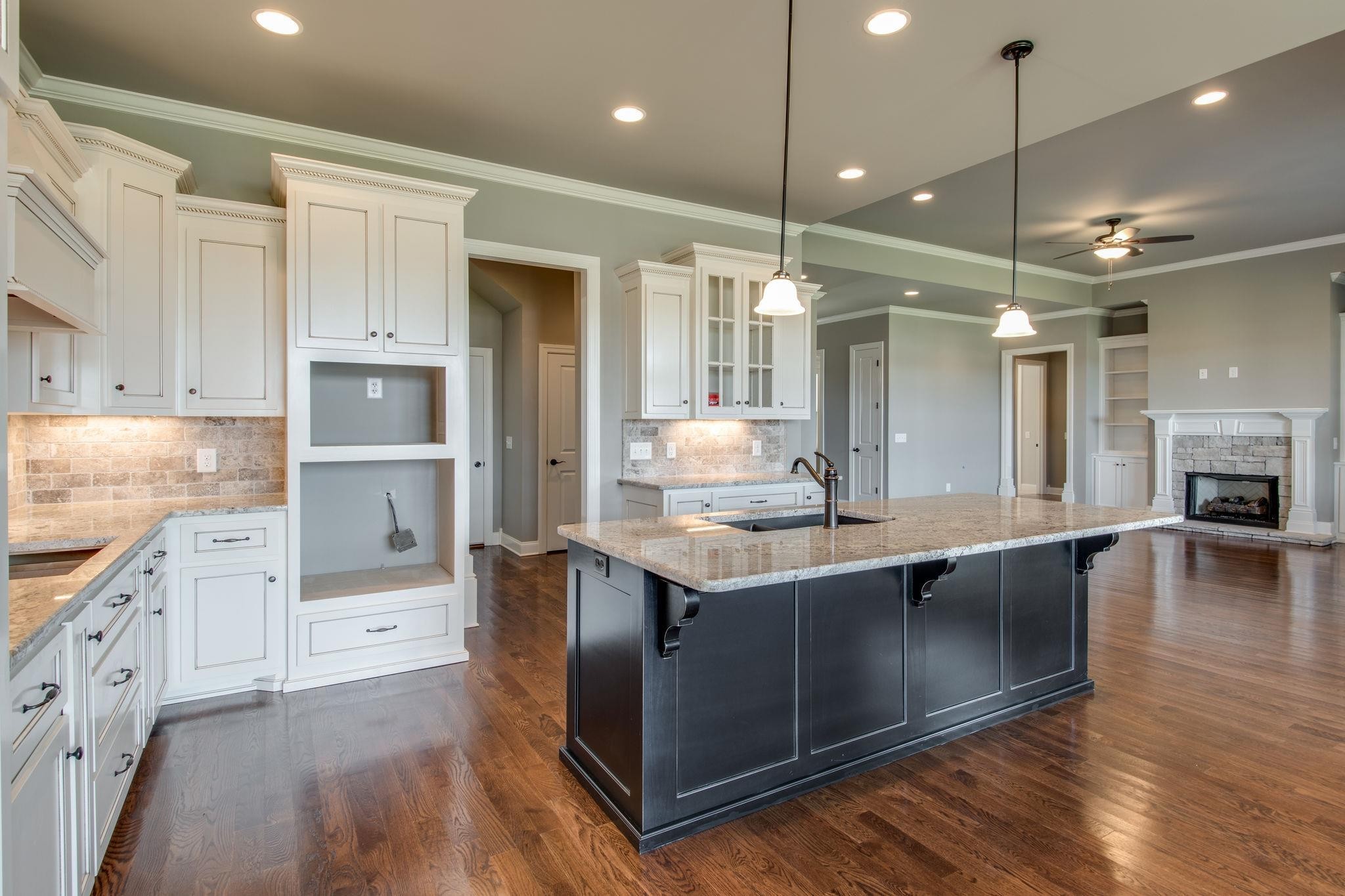 2039 Imagine Cir Spring Hill Spring Hill, TN 37174 - Photo 11 of 27 Gallery Image 11
