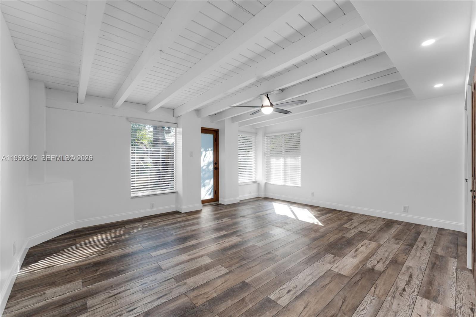 3965 Southwest 60th Court Miami, FL 33155 - Photo 13 of 39