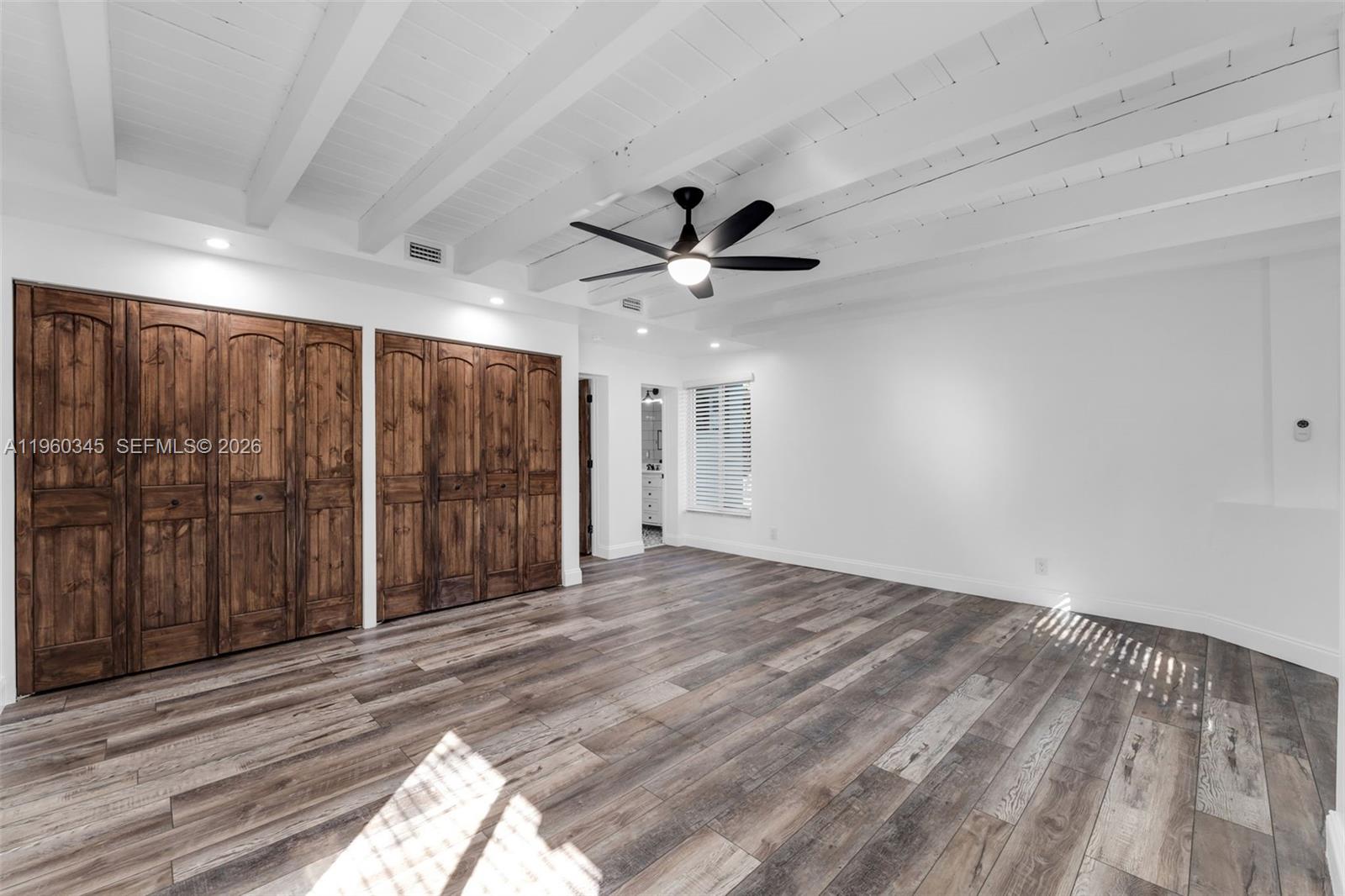 3965 Southwest 60th Court Miami, FL 33155 - Photo 14 of 39