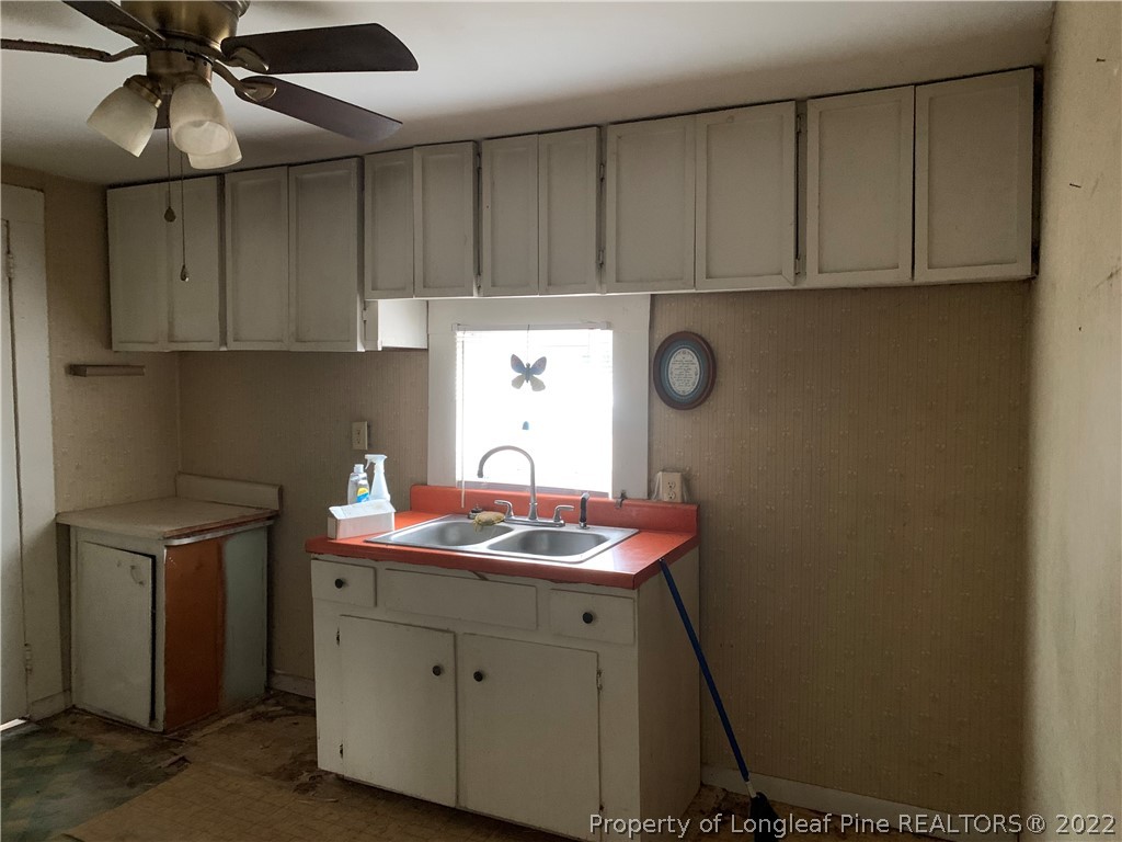 1615 Rennert Road Lumberton, NC 28360 - Photo 10 of 18 Gallery Image 10