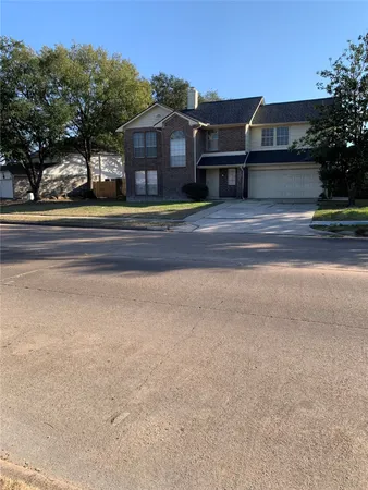 $2,200 | 8411 Battleoak Drive, Houston, TX 77040