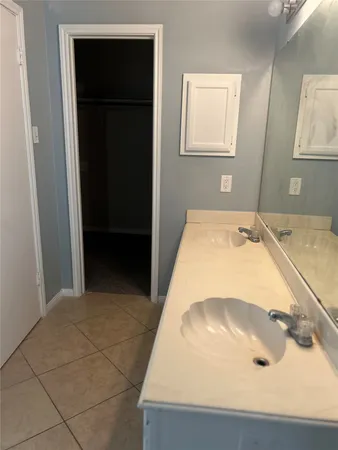 $2,200 | 8411 Battleoak Drive, Houston, TX 77040