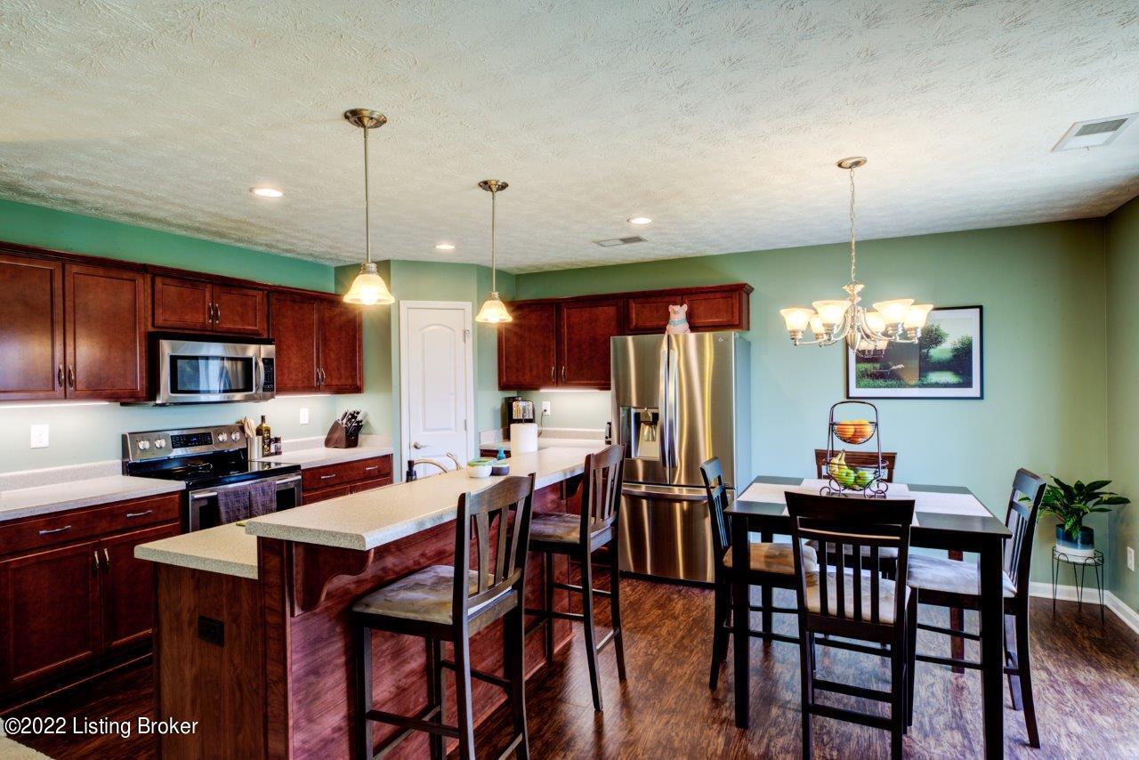 343 Golden Wing Road Mount Washington, KY 40047 - Photo 7 of 42 Bart top seating