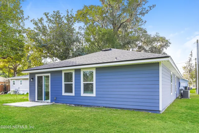 $1,710 | 416 Palm Street, Green Cove Springs, FL 32043