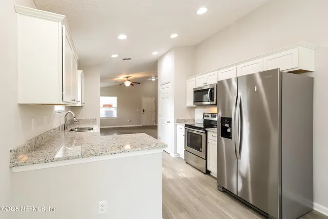 $1,710 | 416 Palm Street, Green Cove Springs, FL 32043