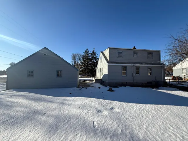 $339,900 | 1144 Marshall Avenue, St. Paul Park, MN 55071