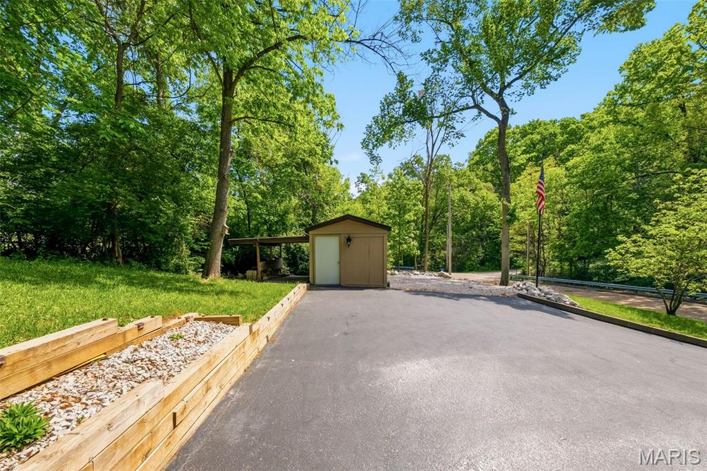 625 Pleasant Ridge Road Fairview Heights, IL 62208 - Photo 14 of 43