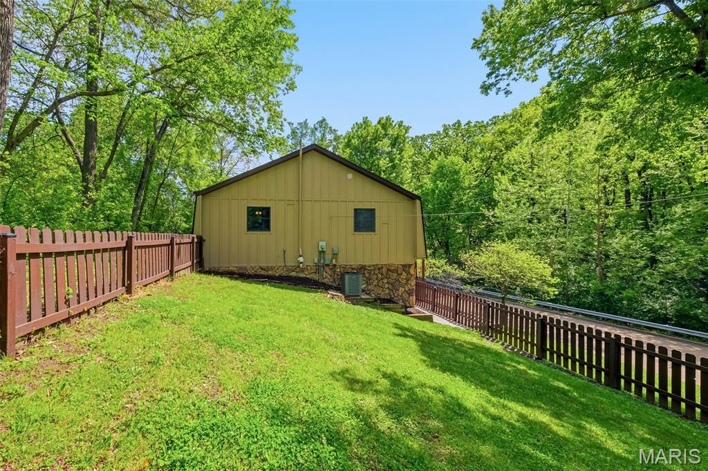 625 Pleasant Ridge Road Fairview Heights, IL 62208 - Photo 10 of 43