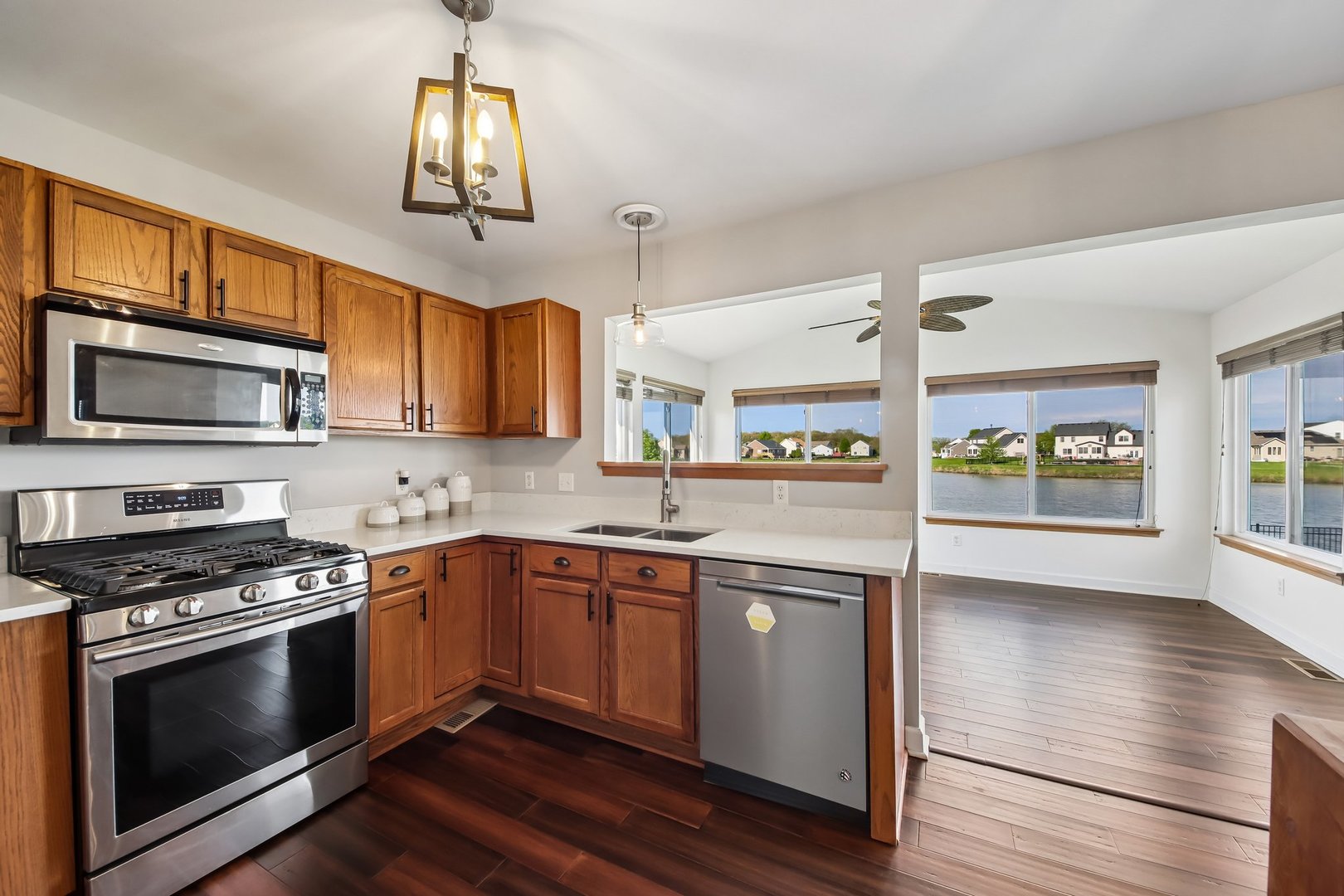 1407 Autumn Ridge Road Sandwich, IL 60548 - Photo 11 of 49