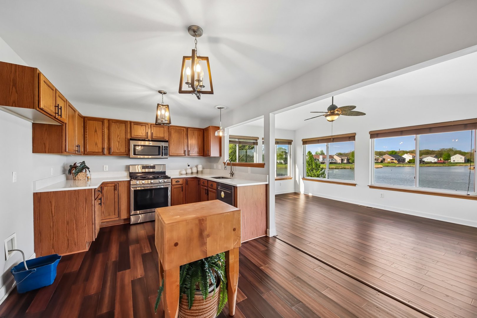 1407 Autumn Ridge Road Sandwich, IL 60548 - Photo 10 of 49