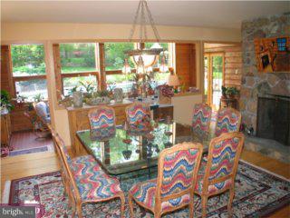 887 Roscommon Road Bryn Mawr, PA 19010 - Photo 5 of 6