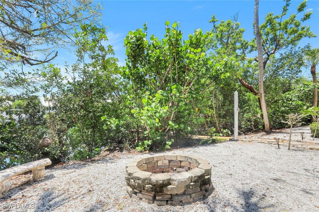 513 Lighthouse Way Sanibel, FL 33957 - Photo 44 of 44 a view of a backyard of the house