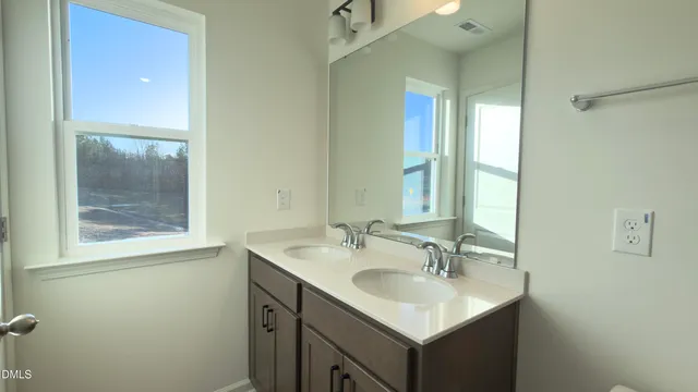 $1,950 | 3000 Chrys Street, Durham, NC 27704