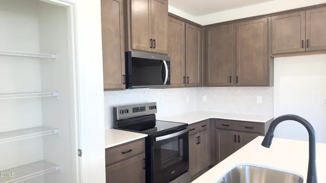 $1,950 | 3000 Chrys Street, Durham, NC 27704