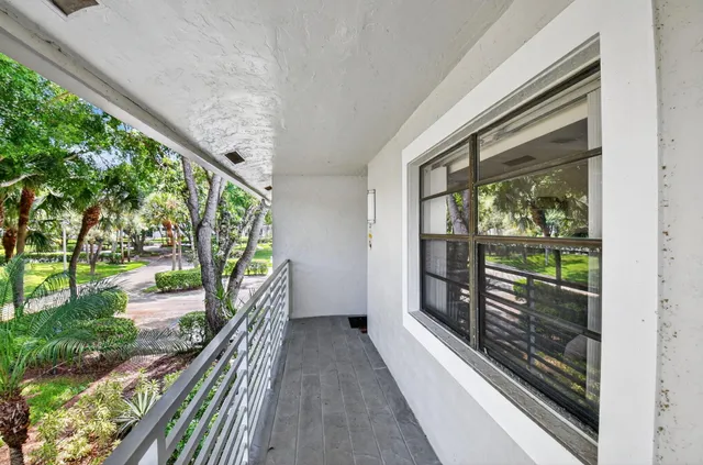 $74,000 | 7 Southport Lane, Unit B, Boynton Beach, FL 33436