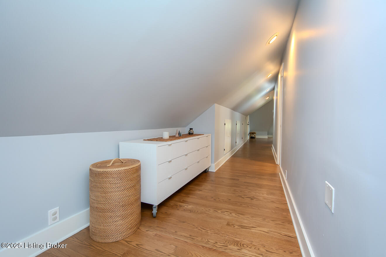 3416 Lexington Road Louisville, KY 40207 - Photo 24 of 44 Lexington-53
