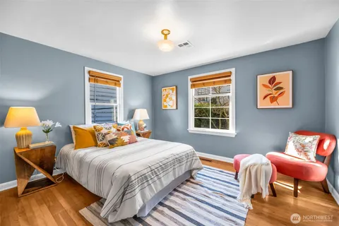 $1,050,000 | 3206 22nd Avenue West, Seattle, WA 98199