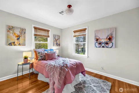 $1,050,000 | 3206 22nd Avenue West, Seattle, WA 98199