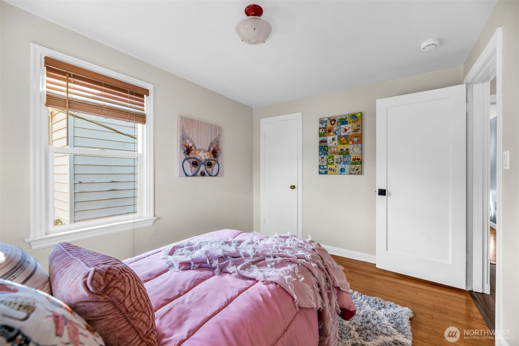 3206 22nd Avenue West Seattle, WA 98199 - Photo 14 of 31