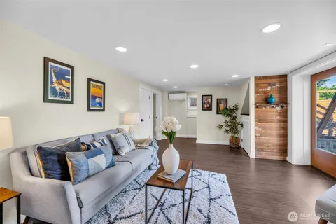 $1,050,000 | 3206 22nd Avenue West, Seattle, WA 98199