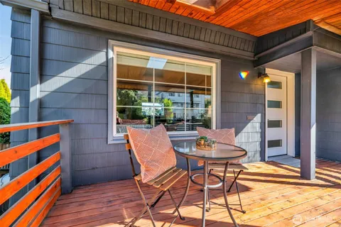 $1,050,000 | 3206 22nd Avenue West, Seattle, WA 98199
