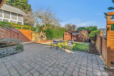 $1,050,000 | 3206 22nd Avenue West, Seattle, WA 98199