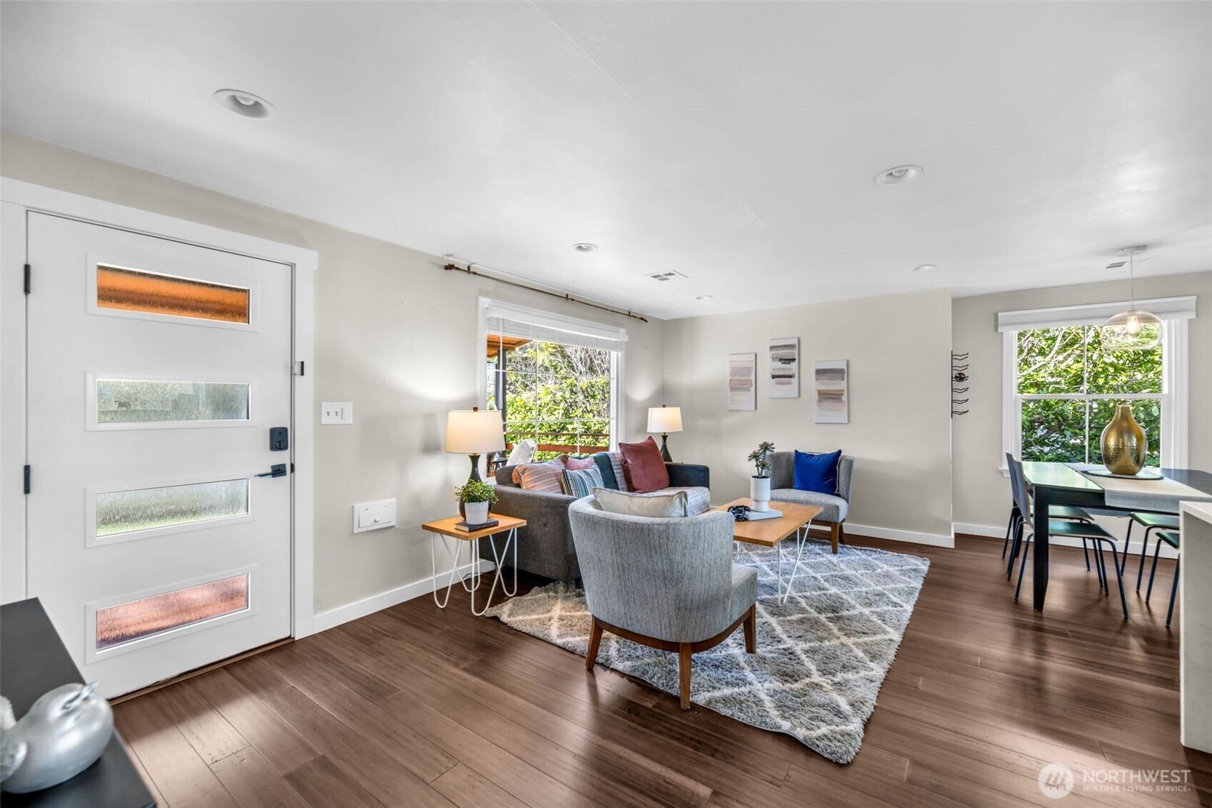 3206 22nd Avenue West Seattle, WA 98199 - Photo 4 of 31