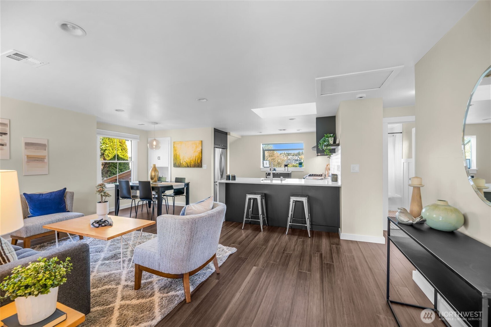 3206 22nd Avenue West Seattle, WA 98199 - Photo 6 of 31