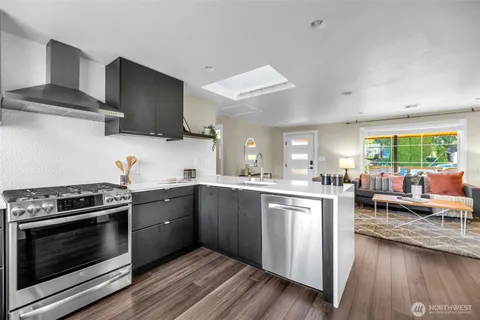 $1,050,000 | 3206 22nd Avenue West, Seattle, WA 98199