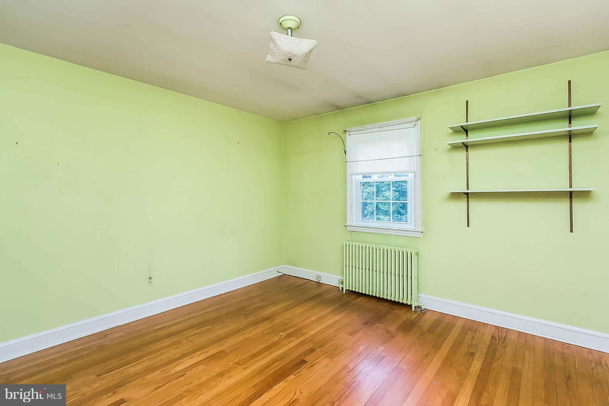 1009 Elm Ridge Avenue Baltimore, MD 21229 - Photo 16 of 30 Bedroom