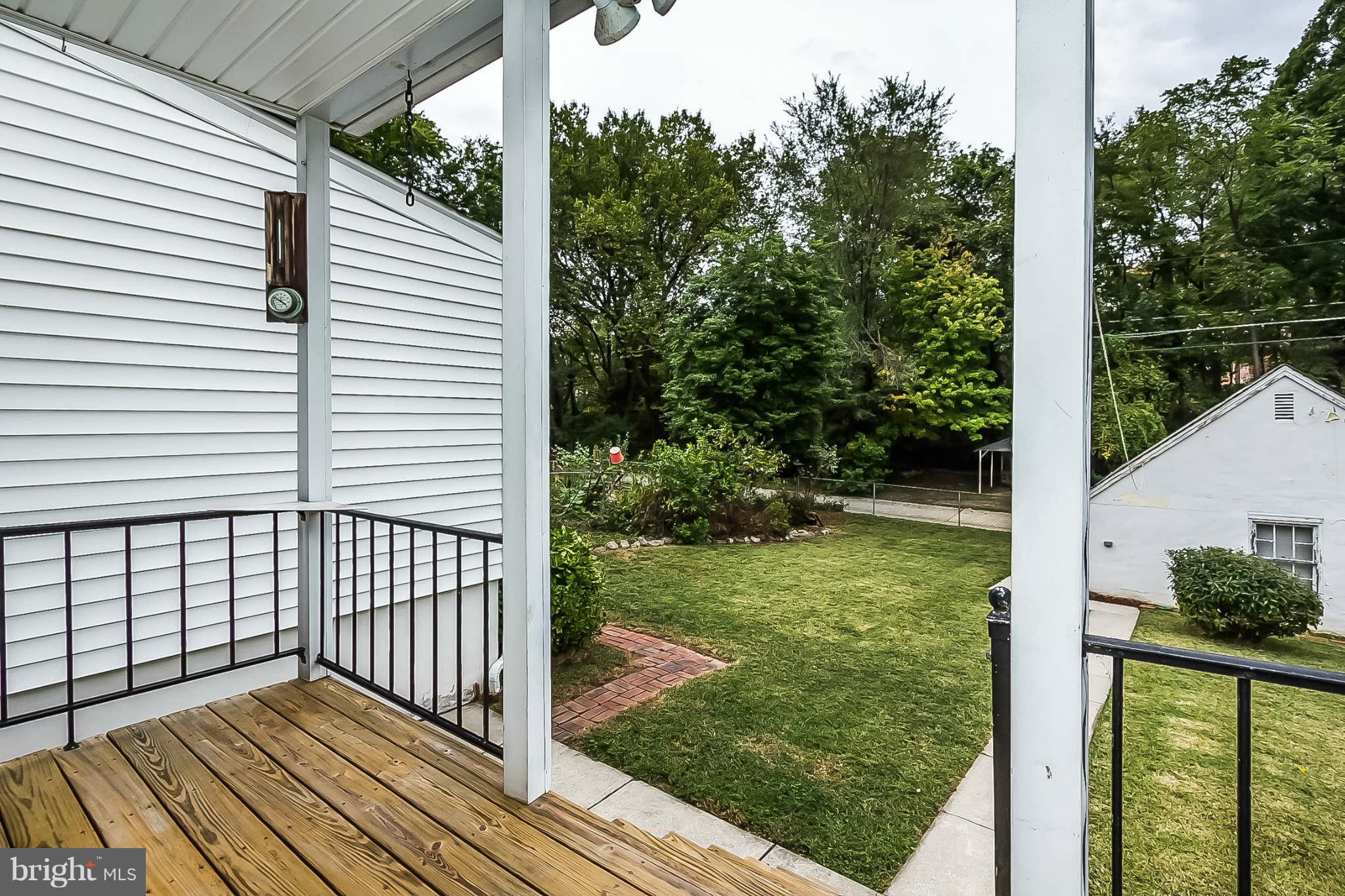 1009 Elm Ridge Avenue Baltimore, MD 21229 - Photo 21 of 30 Exterior (Rear)