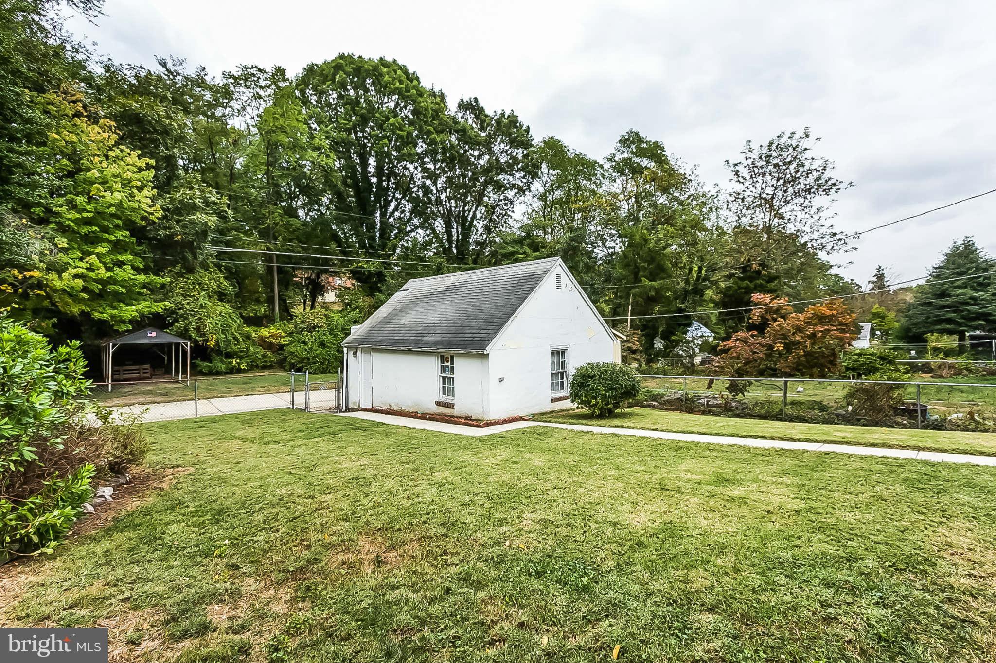 1009 Elm Ridge Avenue Baltimore, MD 21229 - Photo 24 of 30 Exterior (Rear)