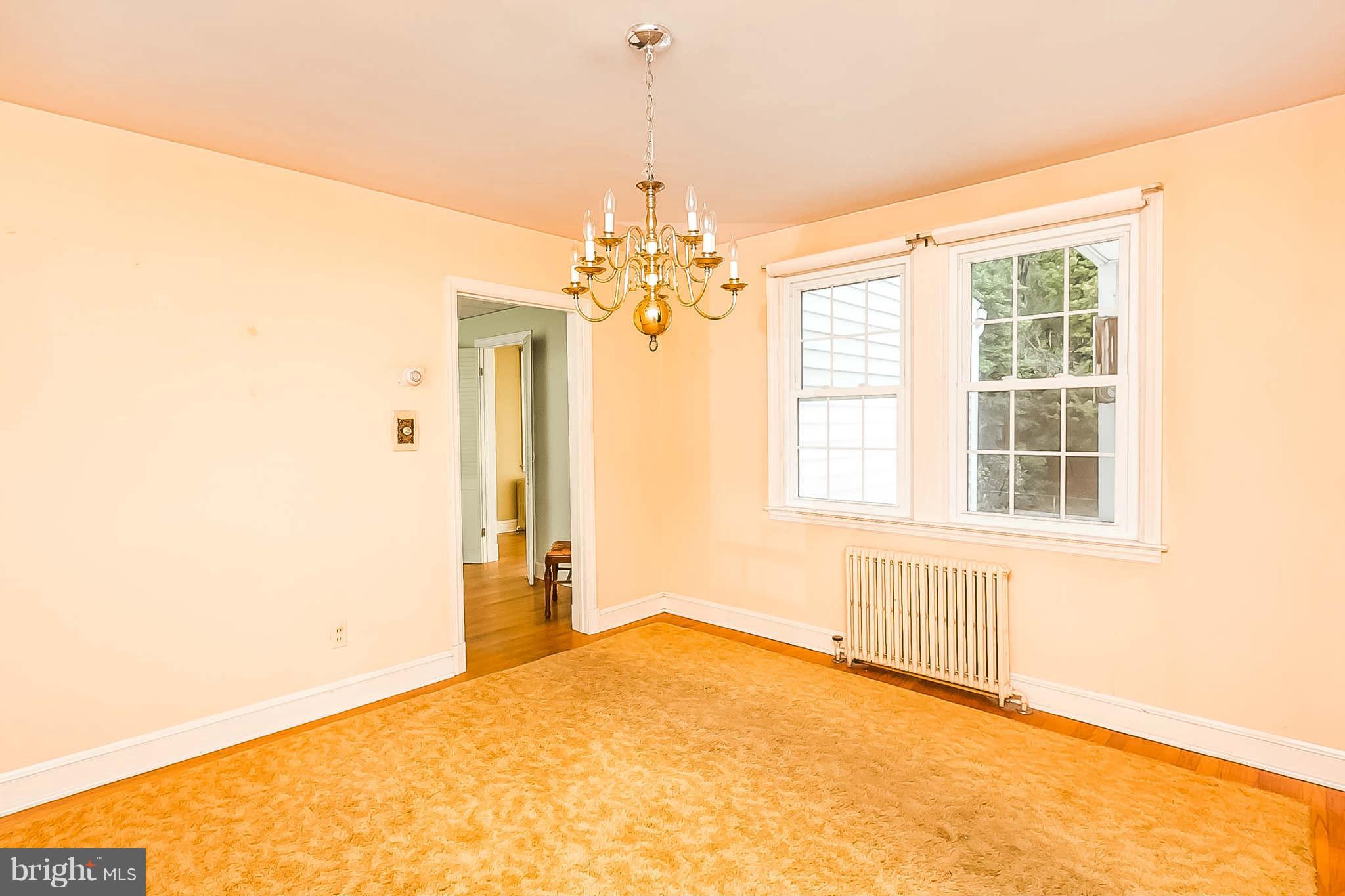 1009 Elm Ridge Avenue Baltimore, MD 21229 - Photo 9 of 30 Dining Room