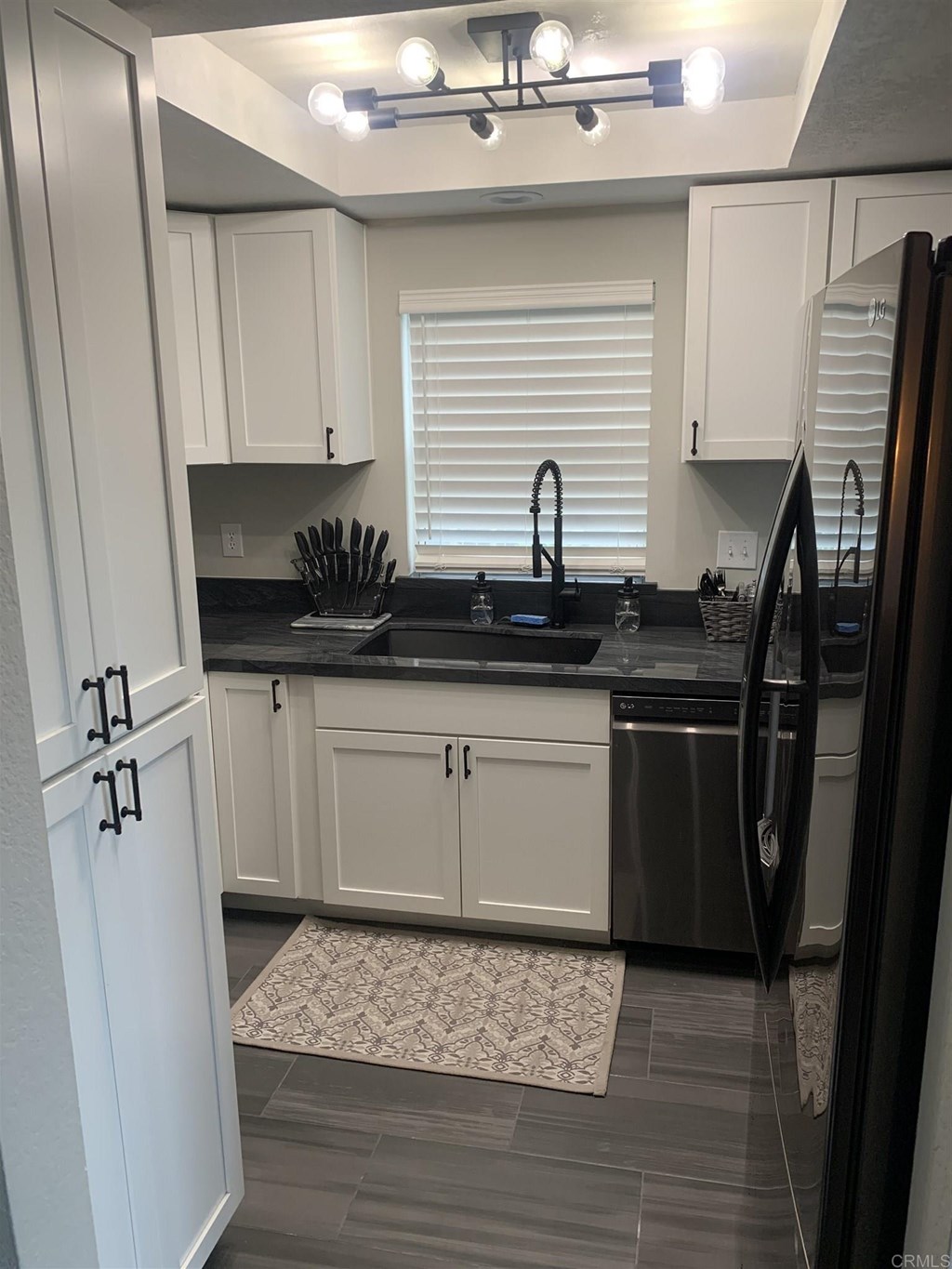 5094 Via Manos, Unit A Oceanside, CA 92057 - Photo 5 of 11