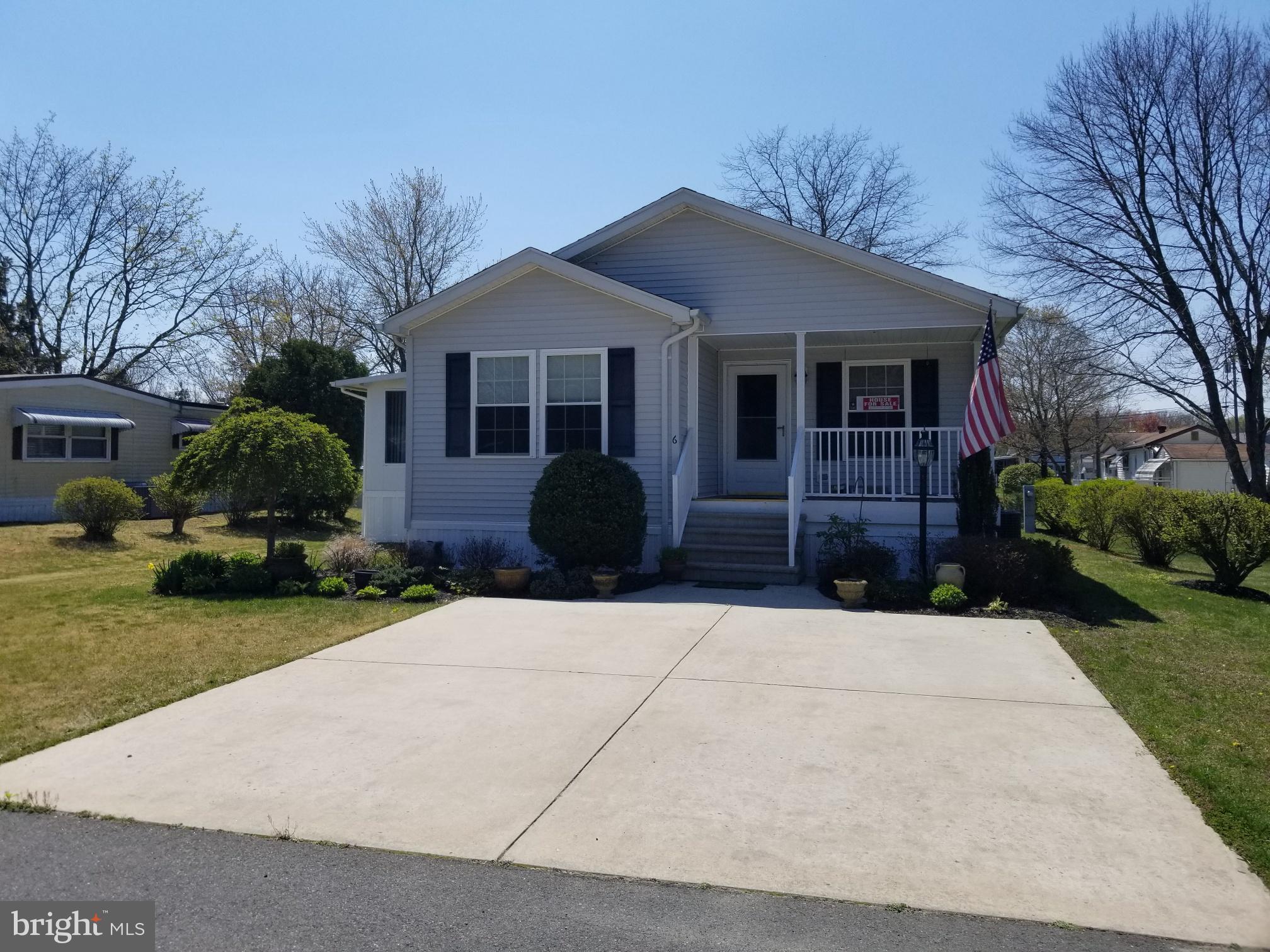 6 Butternut Drive Cream Ridge, NJ 08514 - Photo 3 of 26 Gallery Image 3