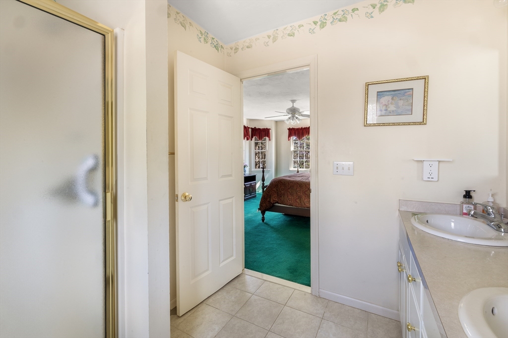 5 Hunter Circle Milford, MA 01757 - Photo 16 of 40