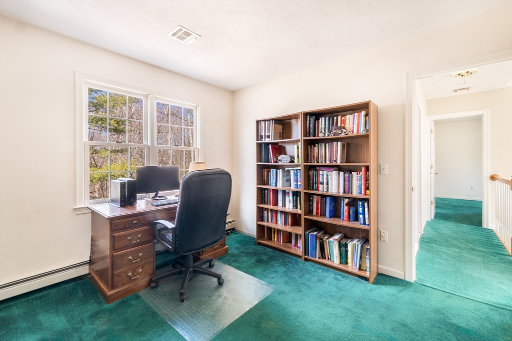 5 Hunter Circle Milford, MA 01757 - Photo 17 of 40