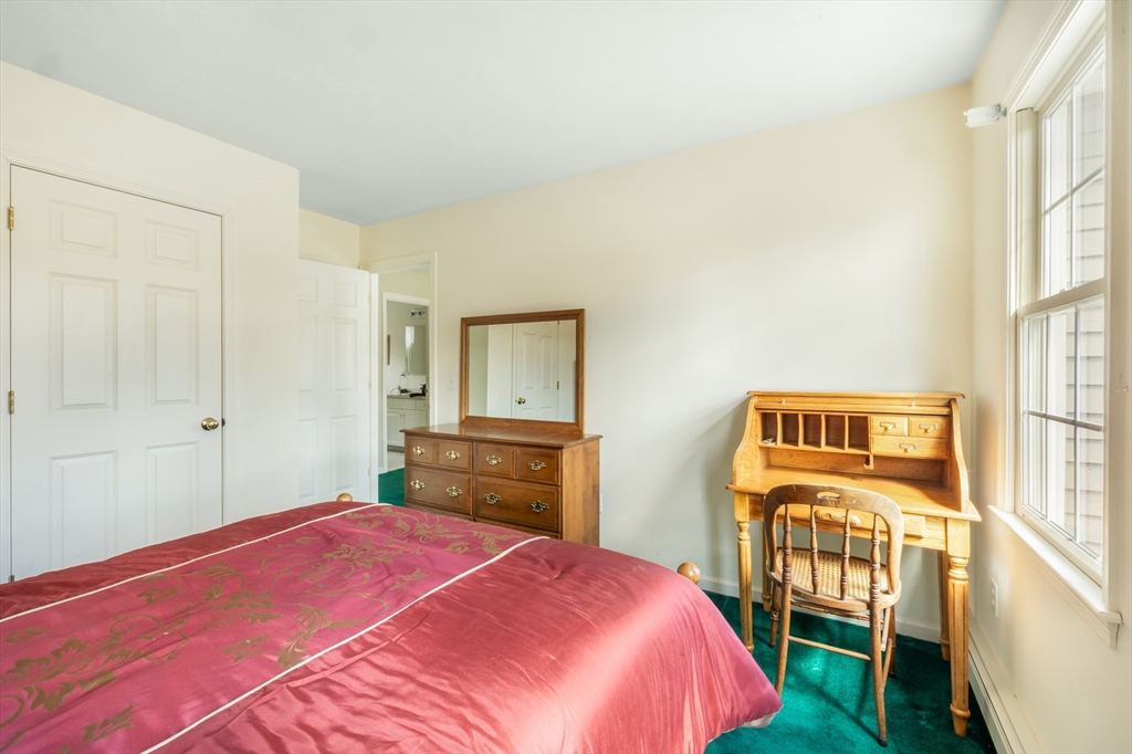 5 Hunter Circle Milford, MA 01757 - Photo 23 of 40