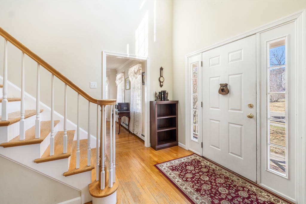 5 Hunter Circle Milford, MA 01757 - Photo 3 of 40