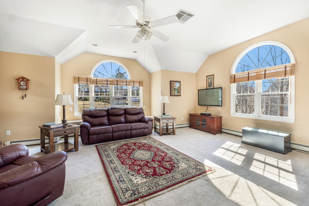 5 Hunter Circle Milford, MA 01757 - Photo 33 of 40
