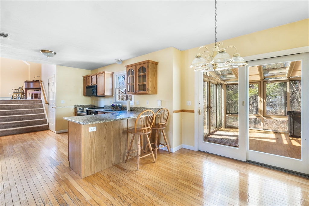 5 Hunter Circle Milford, MA 01757 - Photo 9 of 40